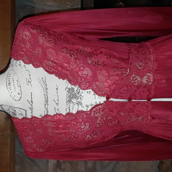 Vintage Shadowline robe - Picture 3 of 8